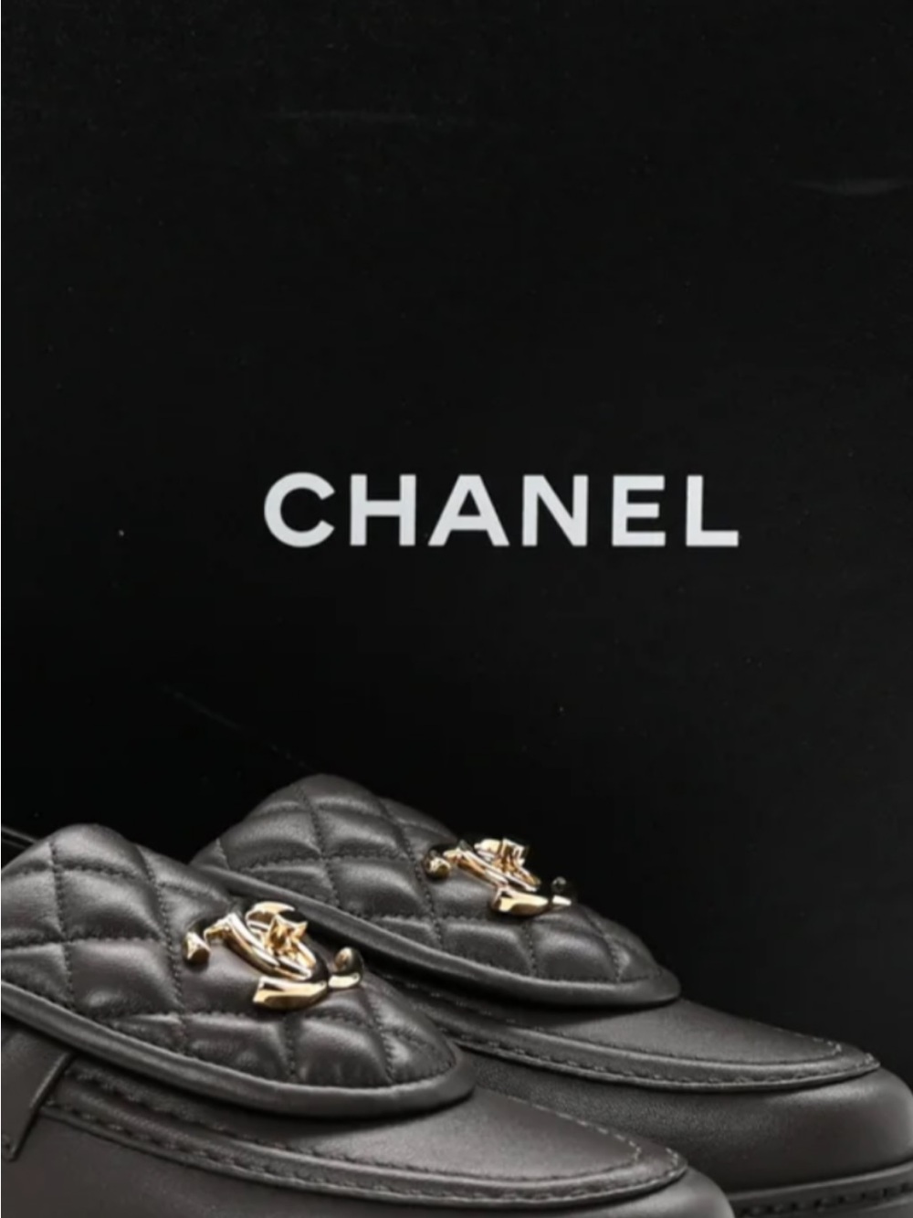 CHANEL 2026 Chocolate Brown Quilted Leather Loafers with Gold CC Hardware
